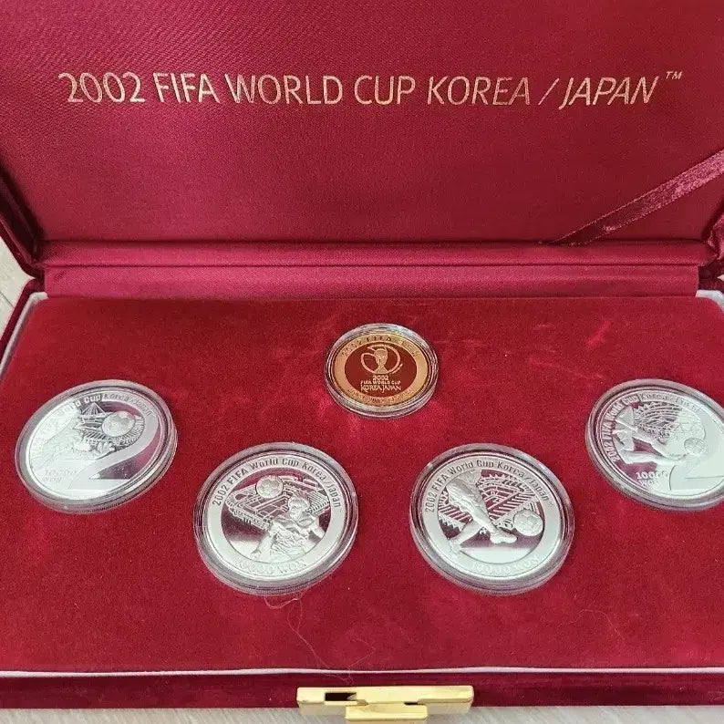 [BUNJANG] 2002 FIFA World Cup Commemorative Coin Set (Silver) - 4 Types / 2002 FIFA 월드컵 기념 주화 4종세트