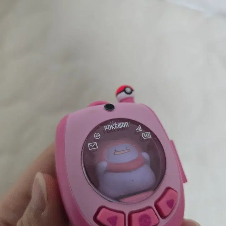 [BUNJANG] Pokemon Store Ditto Playground Gachapon Ditto Feature Phone Figure Collection Keychain / 포켓몬스토어 메타몽놀이터 가챠 메타몽 피처폰 피규어컬렉션 필살애교 키링