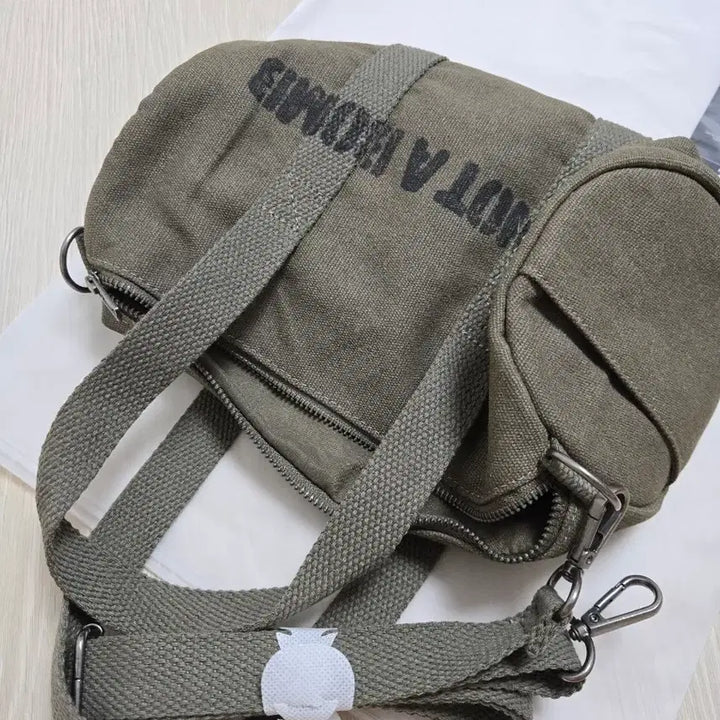 [BUNJANG] BTS Arirang Collaboration Army Bomb Bag / BTS 아리랑 굿즈 아미밤 가방
