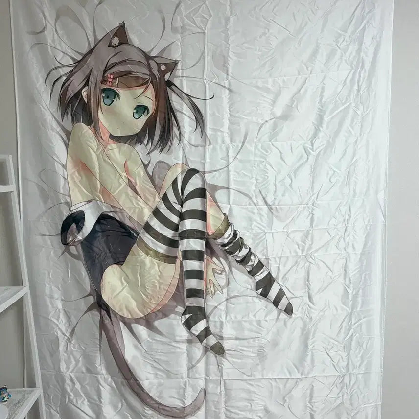[BUNJANG] Cat Bed Sheet Fabric Poster Tapestry / (무배) 변웃고 웃지 않는 고양이 침대시트 패브릭 포스터 태피스트리