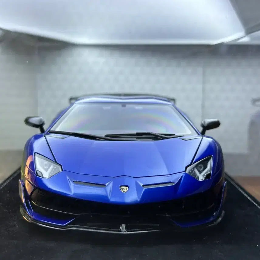 [BUNJANG] AutoArt Lamborghini Aventador SVJ Metallic Blue 1:18 Scale Model / 1:18 오토아트 AutoArt 람보르기니 아벤타도르 SVJ 메탈릭 블루