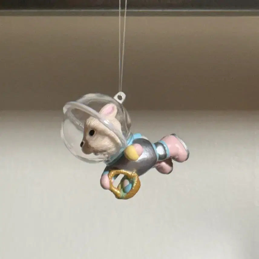 [BUNJANG] Vintage Hallmark Astronaut Bunny Ornament / 빈티지) 홀마크 우주복토끼 오너먼트