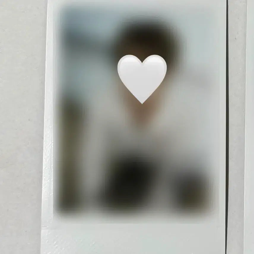 [BUNJANG] Flareu Kang Woo Jin Signed Polaroid / 플레어유 flareu 강우진 싸인 폴라로이드 싸폴 폴라 양도 최립우