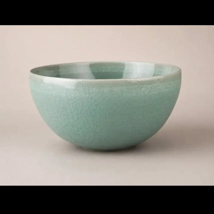 [BUNJANG] Intangible Cultural Heritage Haegang Yu Geun-hyeong Chrysanthemum Celadon Tea Bowl / 무형문화재 해강 유근형 국화문 청자 다완 다도구 차도구