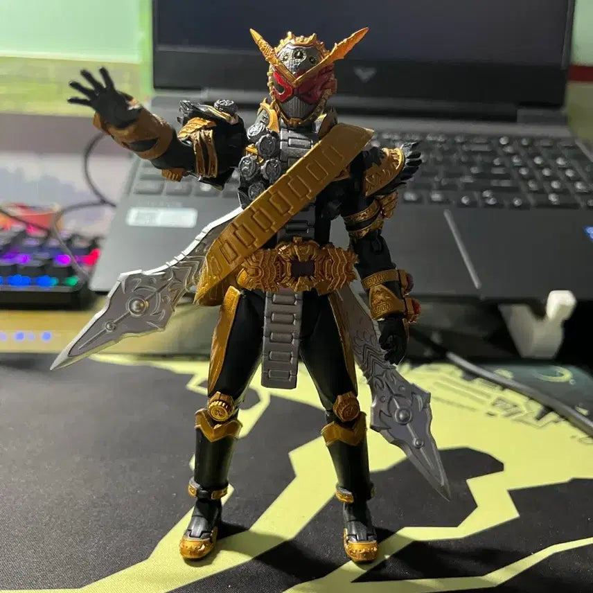 [BUNJANG] S.H.Figuarts Kamen Rider Oma Zi-O / shf 가면라이더 오마지오 팝니다.