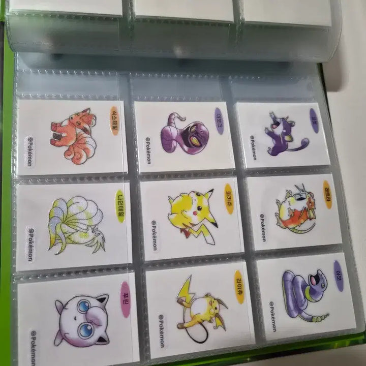 [SOLD OUT] 포켓몬 30주년 아트워크 이상해꽃 띠부씰북+100종(전종)