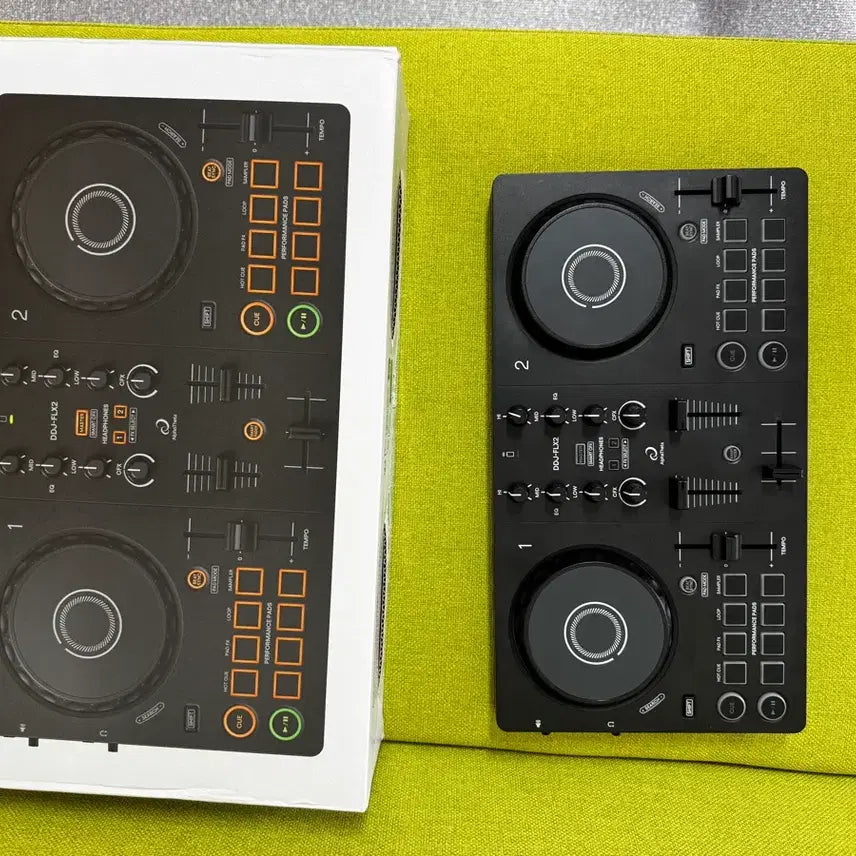 [SOLD OUT] ddj flx2