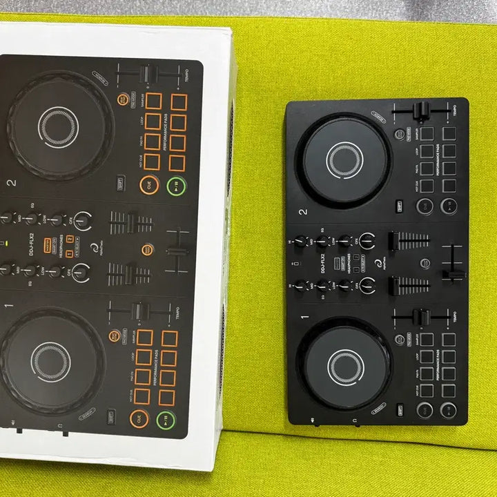 [SOLD OUT] ddj flx2