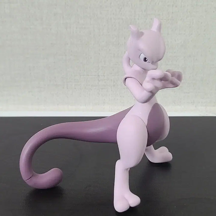[BUNJANG] Nintendo Pokémon Mewtwo Figure / 뮤츠 피규어 (닌텐도 포켓몬스터)