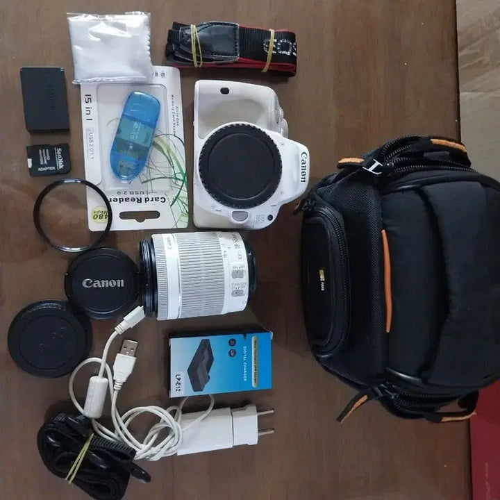 [SOLD OUT] 캐논 100d  (DSLR)줌렌즈포함
