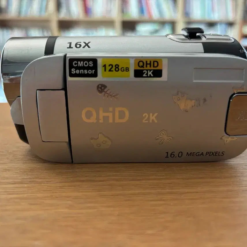 [SOLD OUT] QHD 2K 16MP 캠코더 (장난감)