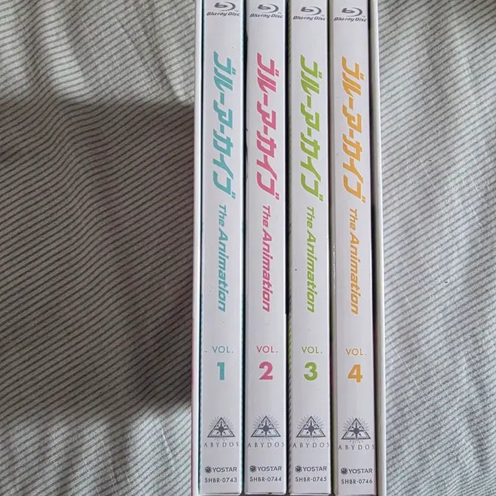 [BUNJANG] Blue Archive Blu-ray Box Set (Volumes 1-4) / 블루아카이브 블루레이 1~4권 판매합니다.