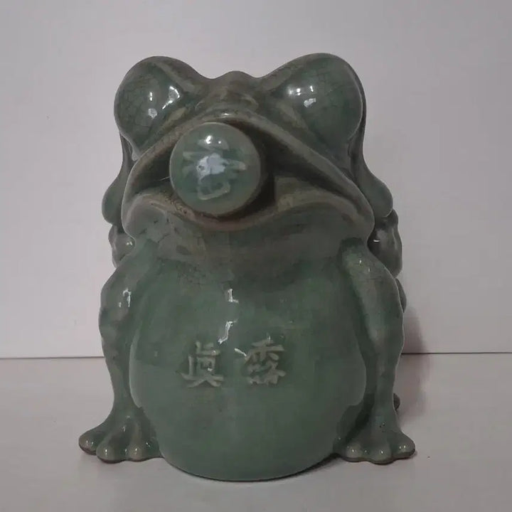 [BUNJANG] Jinro Tokki Ceramic Figurine / 진로 뚜꺼비 도자기