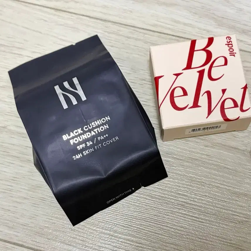 [SOLD OUT] [새상품]헤라 블랙 쿠션 리필 17N1아이보리