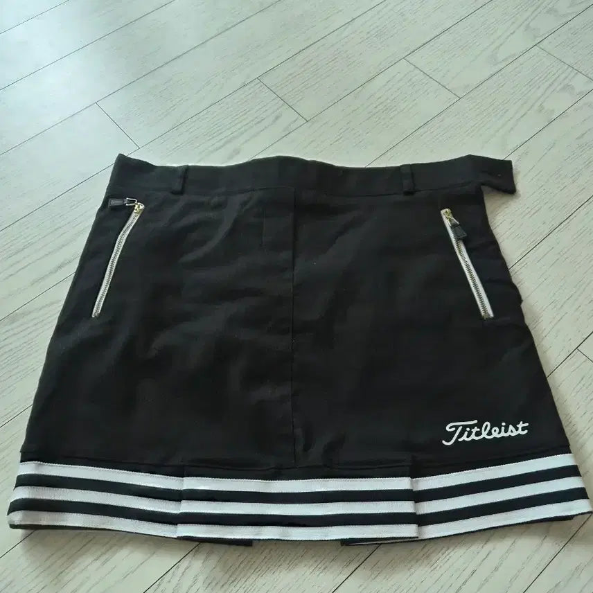 [SOLD OUT] 타이틀리스트 골프 스커트 블랙55