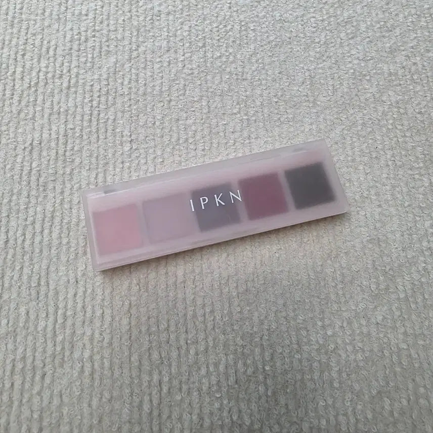 [BUNJANG] IPKN Personal Mood Palette Plain Winter / IPKN 입큰 쿨톤저격팔레트 퍼스널 무드 팔레트 플레인 윈터