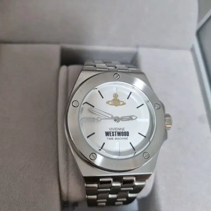 [BUNJANG] Vivienne Westwood Metal Watches (Gold/Silver) Bundle Set / 급처)비비안웨스트우드 시계 2점 골드/실버 일괄판매 (새상품)+키링증정