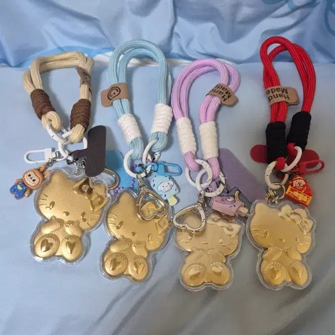 [BUNJANG] Hello Kitty Gold Keyring / 헬로키티 골드 키링 새상품
