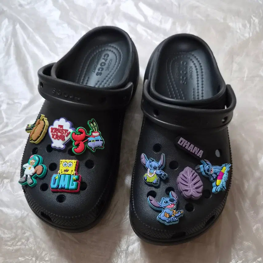 [SOLD OUT] 크록스 클래식 플랫폼 클로그 블랙 W7(240)