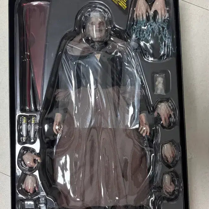 [SOLD OUT] 핫토이 스타워즈 다스시디어스