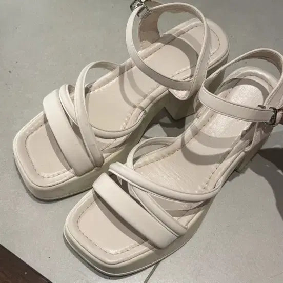 [BUNJANG] 8cm Platform Sandals White / 8cm 통굽 샌들 화이트