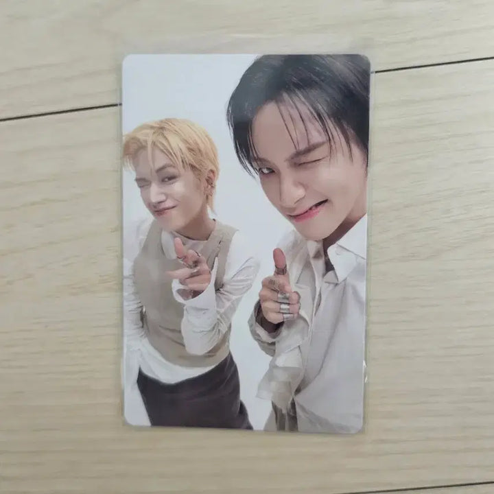 [BUNJANG] BOYNEXTDOOR Home Album Unit Photocard Ribbons Riwoo Leehan / 보이넥스트도어 홈 앨범 유닛포카 두부즈 리우운학