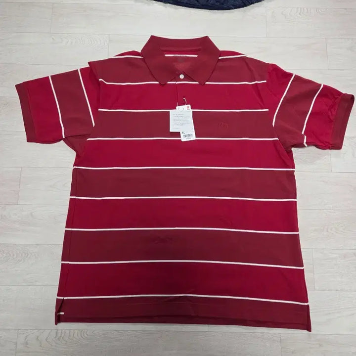 [SOLD OUT] 유니클로 JWA 스트라이프 카라티 RED XL 새상품