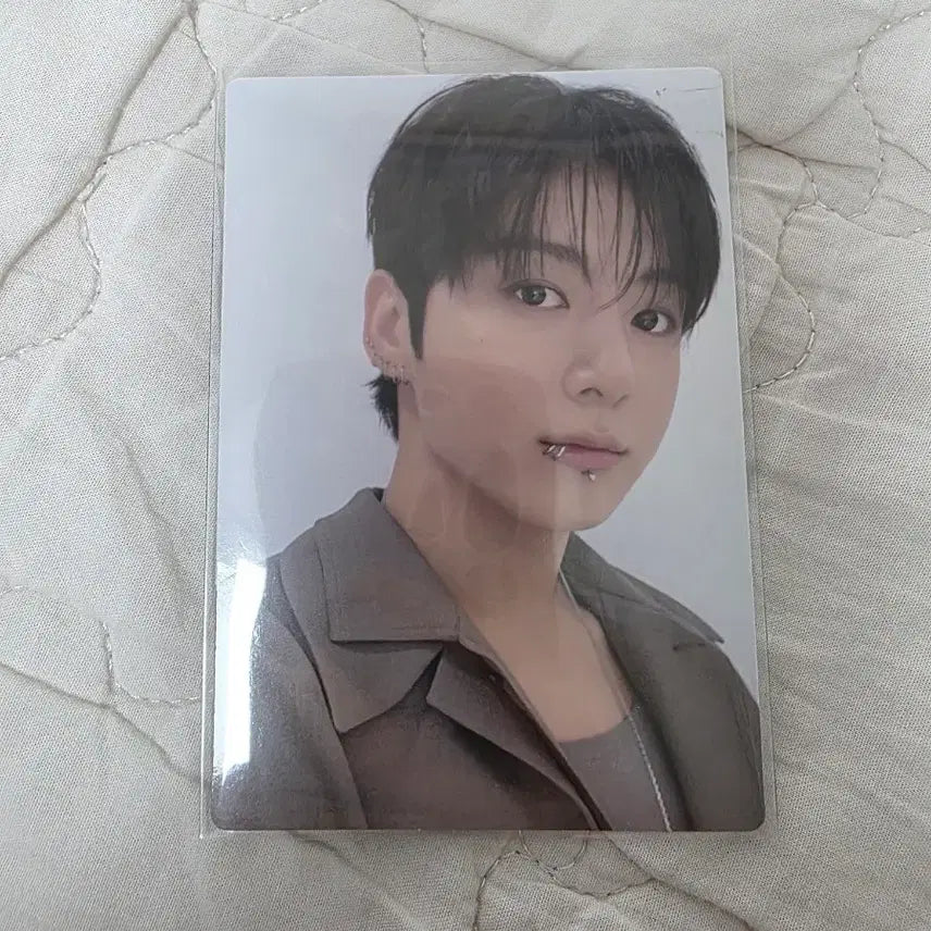 [BUNJANG] BTS Jungkook 2025 ARMY Membership Photocard / 방탄소년단 bts 2025 아미 멤버십 정국 포카