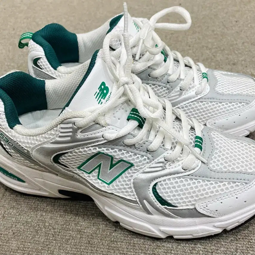 [BUNJANG] New Balance 530 Green Sneakers (235mm) / 뉴발란스530 그린 235