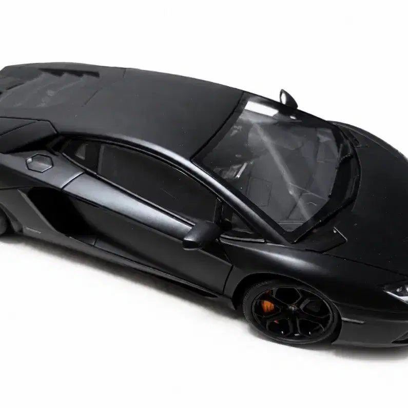 [BUNJANG] AutoArt 1:18 Lamborghini Aventador LP700-4 Diecast Model / 1:18 다이캐스트 오토아트 람보르기니 아벤타도르 판매합니다
