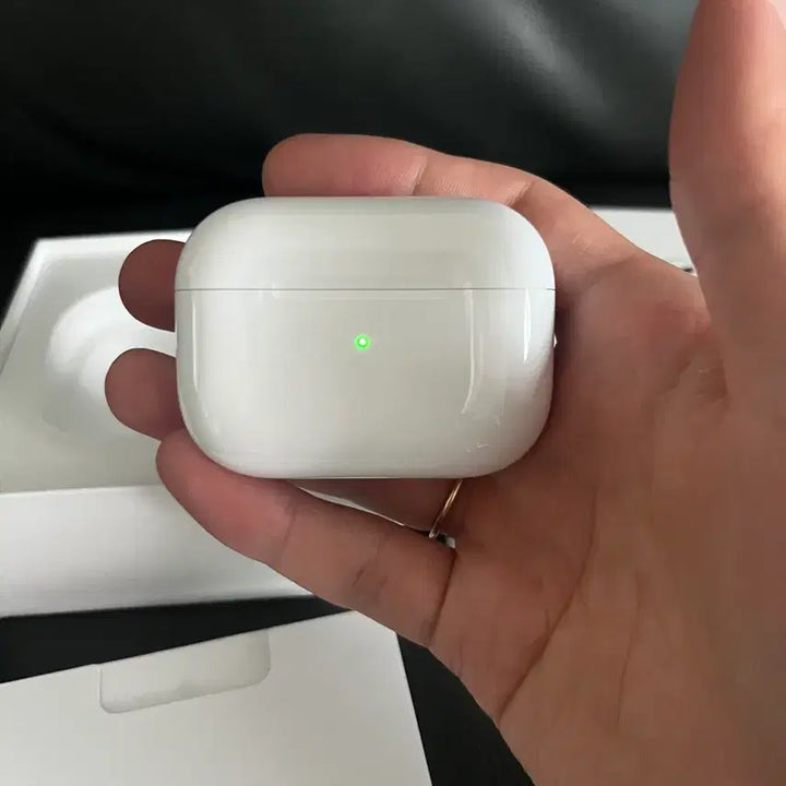 [BUNJANG] Apple AirPods Pro 2 Full Box / 에어팟프로 2 풀박스 , 한주 사용
