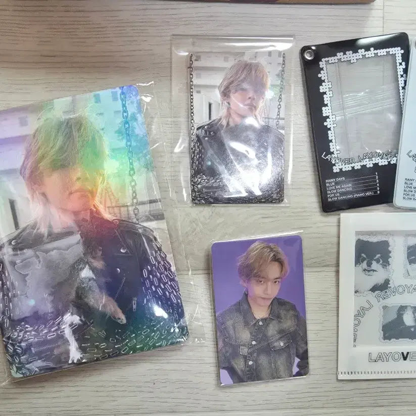 [BUNJANG] BTS V Layover Weverse POB Photocard + Bundle Set (Blue/Green/Purple) / 방탄소년단 뷔 레이오버 위버스 특전 포토카드+앨범(블루/그린/퍼플) 일괄