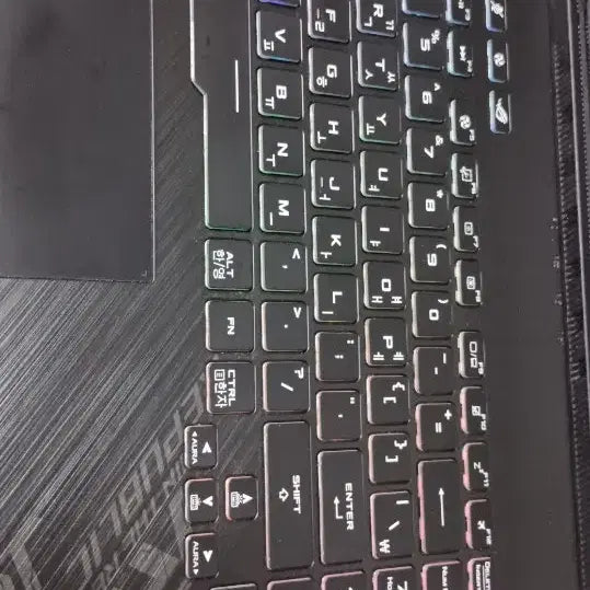 [BUNJANG] ASUS ROG Strix G712LU-EV019 17.3-inch Gaming Laptop / 싸게 팔아요.아수스 17.3인치 게이밍 노트북