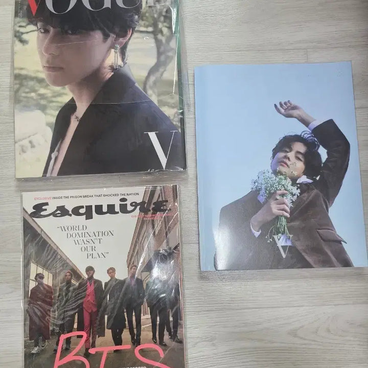 [BUNJANG] Vogue Korea V Cover + Esquire BTS Cover + V Photobook Set / 방탄소년단 뷔 Me myself 포트폴리오 외 화보집 일괄