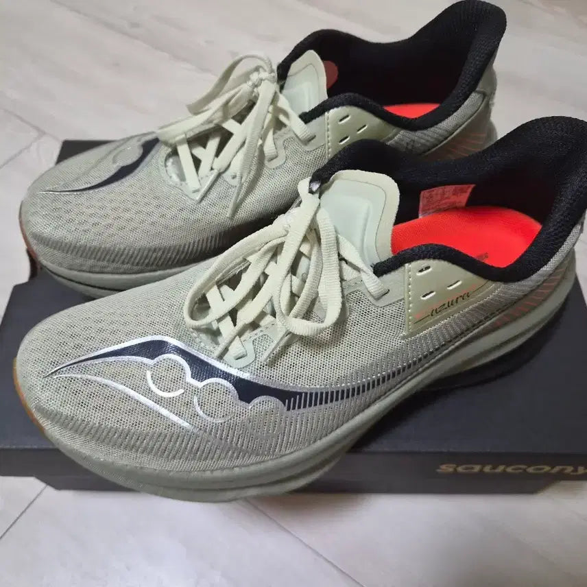 [BUNJANG] Saucony Azura Running Shoes - 270mm / 써코니 아주라 270사이즈 2회착 팝니다