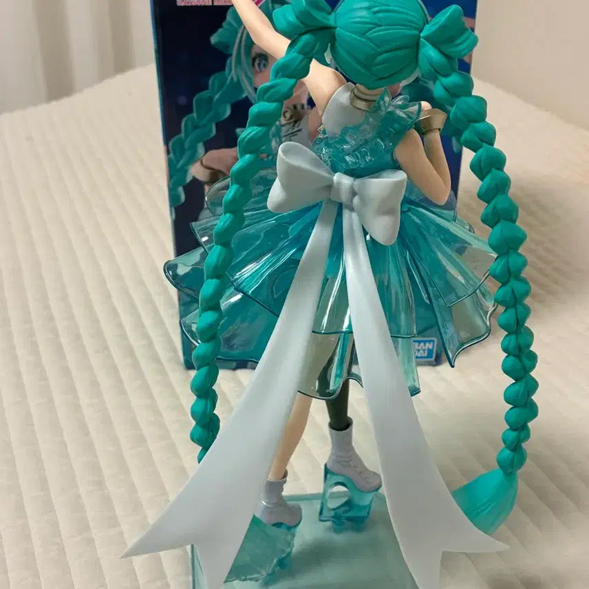 [BUNJANG] Hatsune Miku Figure / 하츠네 미쿠 피규어