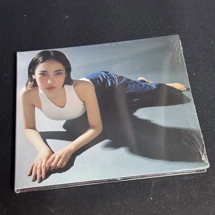 [BUNJANG] Yura Gaussian CD Sealed / 유라 gaussian CD 미개봉