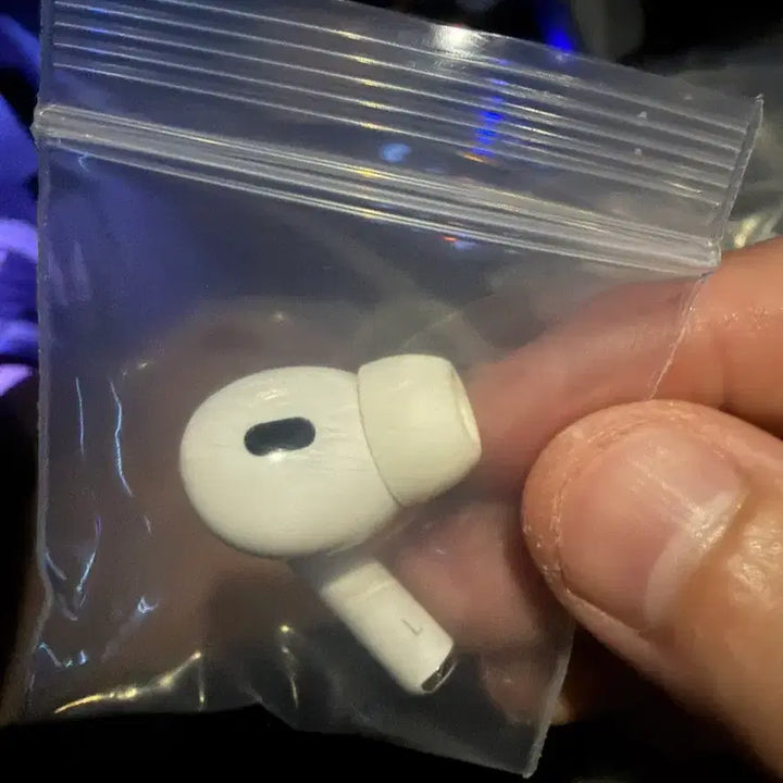 [BUNJANG] Apple AirPods Pro 2nd Gen 8-pin Left Unit (Genuine) / 에어팟프로2 8핀 왼쪽 유닛 정품 작동잘됨