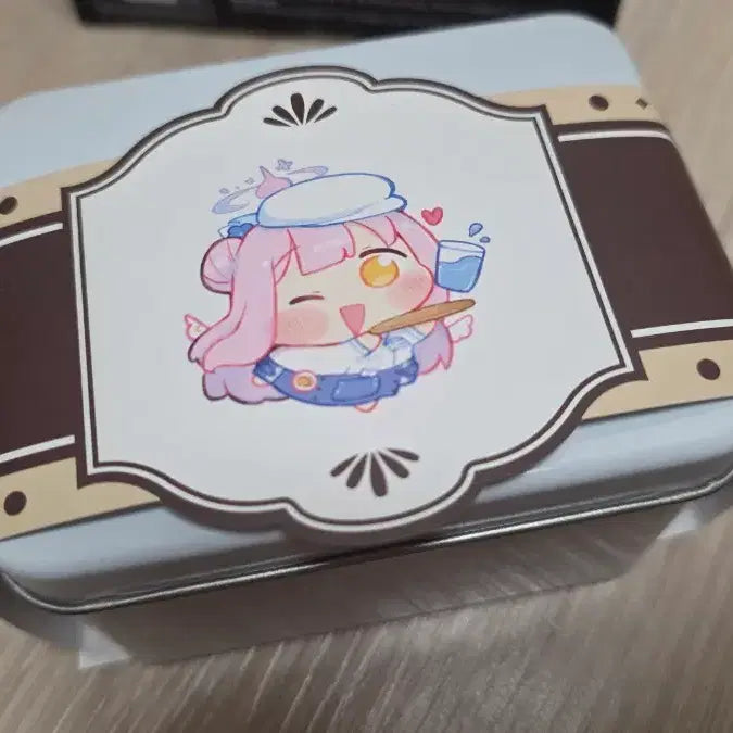 [BUNJANG] Blue Archive Mika Cookie Tin Case &amp; Badge Set / 블루아카이브 미카 푹신쿠키