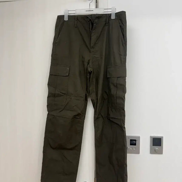 [BUNJANG] Carhartt Regular Cargo Pants Size 31 / 칼하트 레귤러 카고팬츠 31사이즈