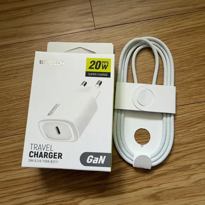 [BUNJANG] Apple Genuine USB-C to USB-C Woven Charging Cable + 20W Charger Set / 애플 아이폰 정품 C to C 우븐 충전케이블 + 충전기