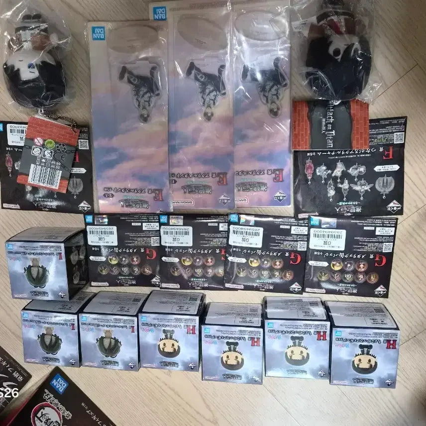[SOLD OUT] 진격거인 아크릴 스탠드 피규어 굿즈 세트