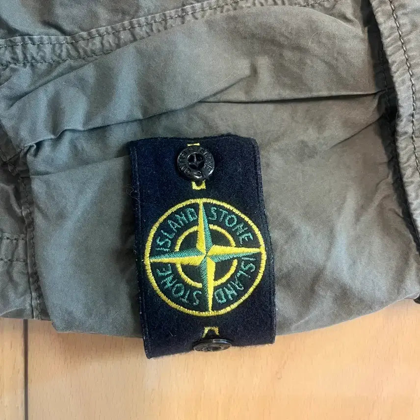 [BUNJANG] Stone Island Cargo Shorts Khaki Size 31 / 스톤아일랜느 / 카고반바지 / 카키 / 31