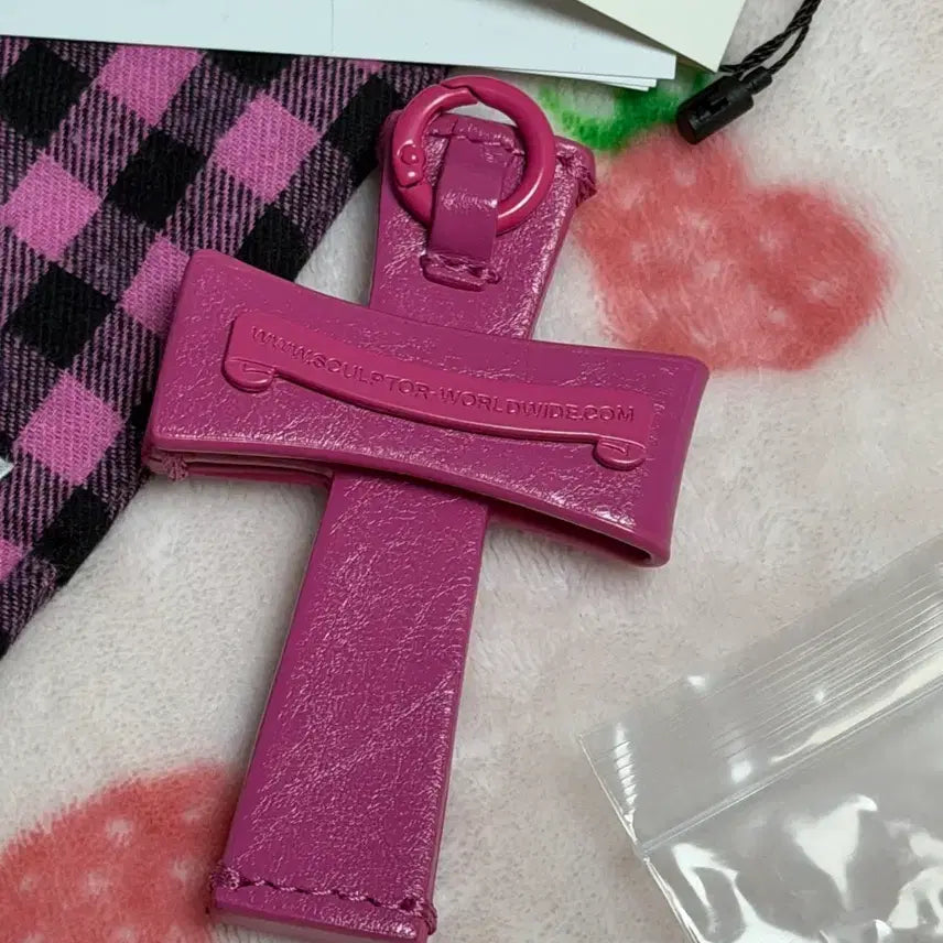 [BUNJANG] Sculptor Cross Stud Strap Wallet Pink / 스컬프터 크로스 스터드 스트랩 월렛 핑크 미사용새제품 풀박