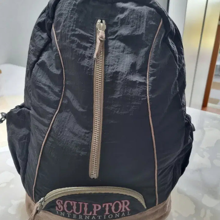 [SOLD OUT] SCULPTOR INTERNATIONAL 백팩 블랙