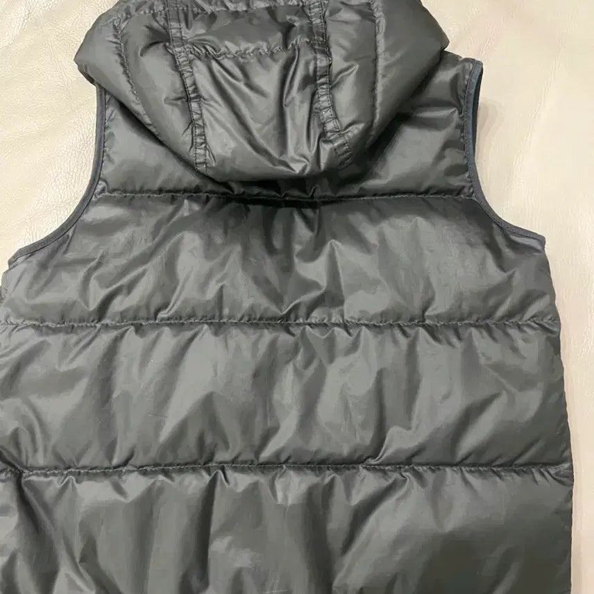 [SOLD OUT] 버버리 후드 패딩 조끼 블랙(키즈)