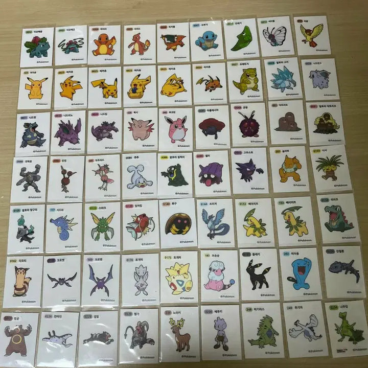 [BUNJANG] Pokemon Bread Stickers (Tteokbokki Seals) 112pc Bundle Set / 포켓몬스터 띠부띠부씰 112장 일괄 판매