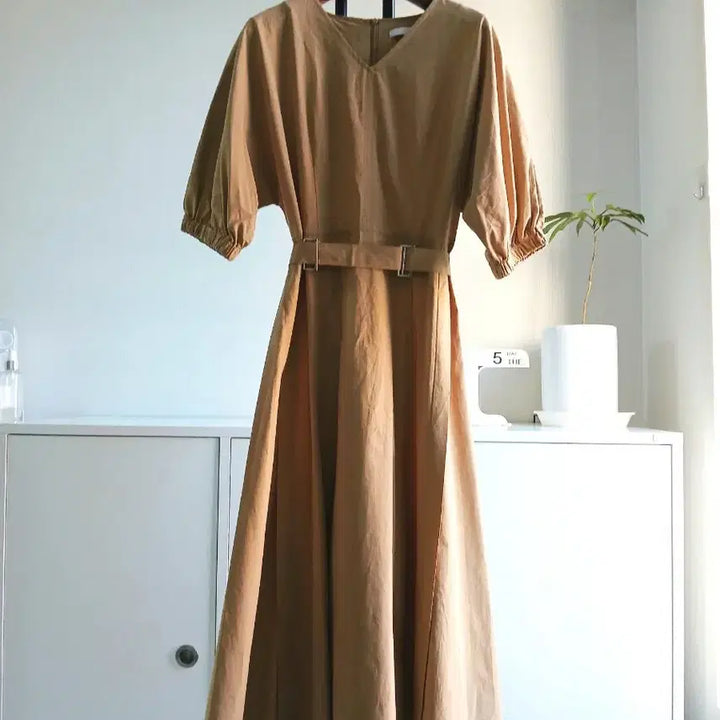 [BUNJANG] JIGOTT Belted Dress Beige / 지고트 JIGOTT 베이지 벨티트 원피스