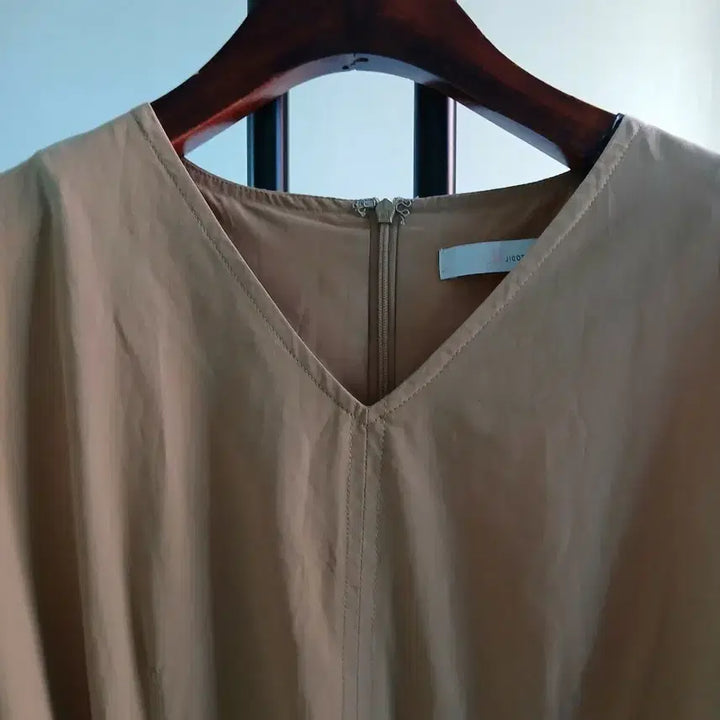 [BUNJANG] JIGOTT Belted Dress Beige / 지고트 JIGOTT 베이지 벨티트 원피스