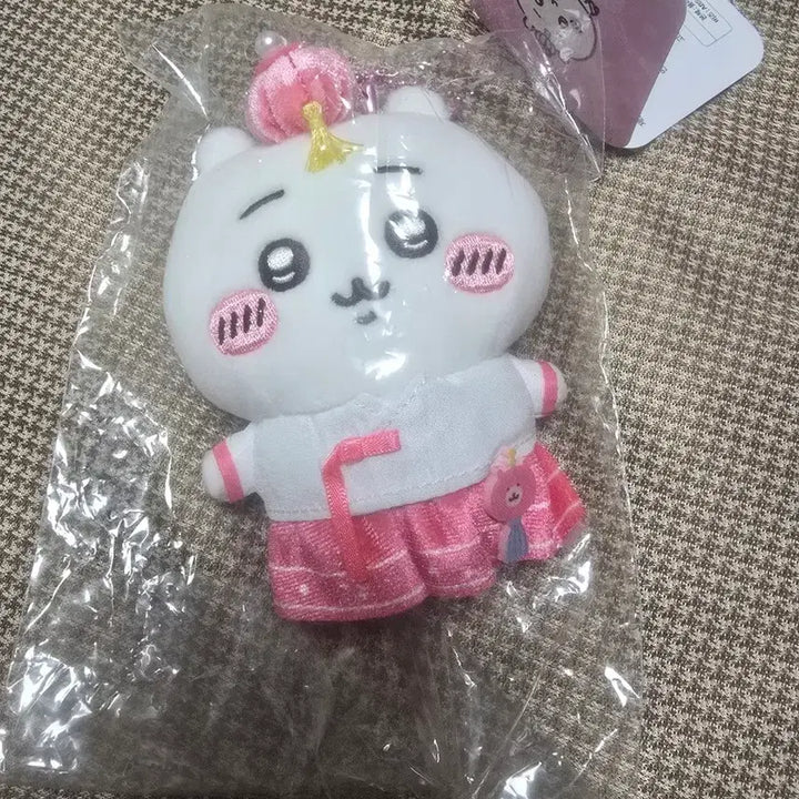 [BUNJANG] Chiikawa Hanbok Doll / 치이카와 한복 인형